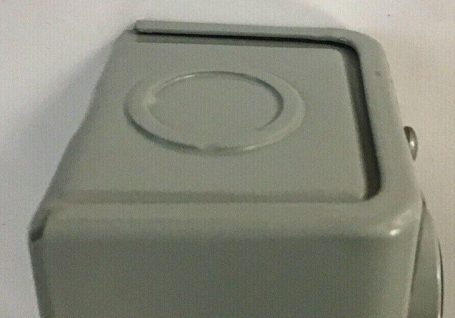 GE CR2943NA102X STANDARD-DUTY PUSHBUTTON STATION ON-OFF 600V NEMA 1 ENCLOSURE
