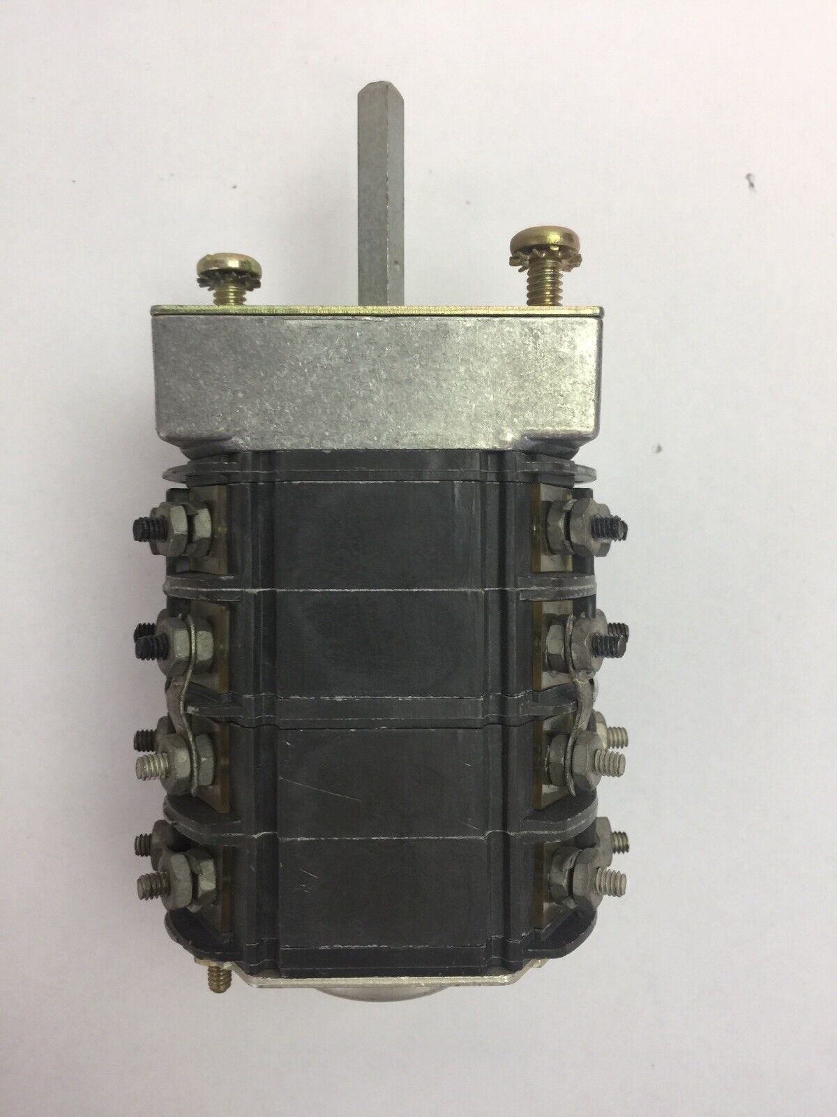 WESTINGHOUSE 658A615G02 TYPE W2 SWITCH 600V 20A ROTARY SWITCH MISSING HANDLE
