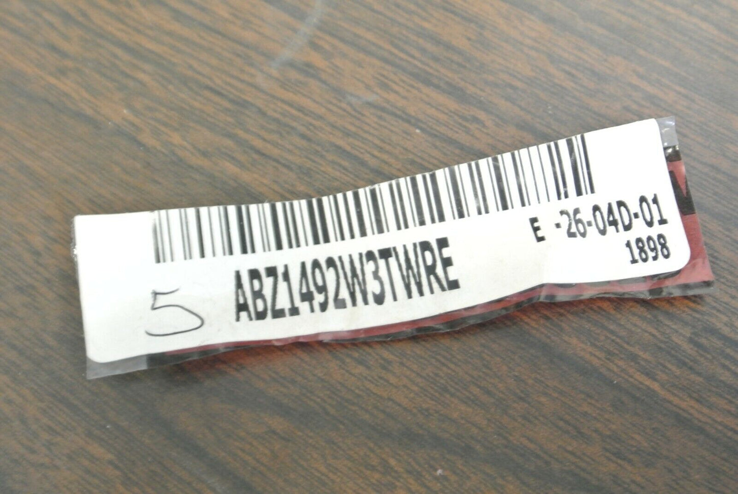 LOT of 8 / ALLEN-BRADLEY 1492-W3TW-RE TERMINAL BLOCKS / RED / NEW SURPLUS