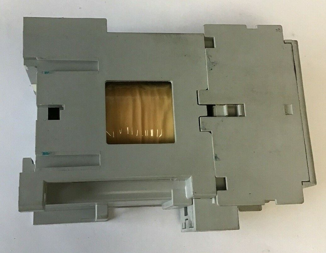 ALLEN BRADLEY 700-CF310D* SER.A 600VAC 25A 3PH CONTROL RELAY
