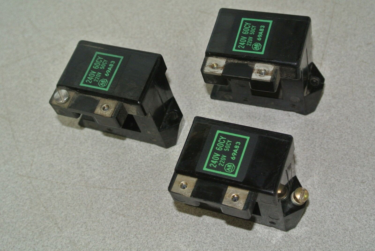 ALLEN-BRADLEY 69A83 COIL SIZE 00 220/50Hz, 230-240V/60Hz NEW SURPLUS LOT of 21