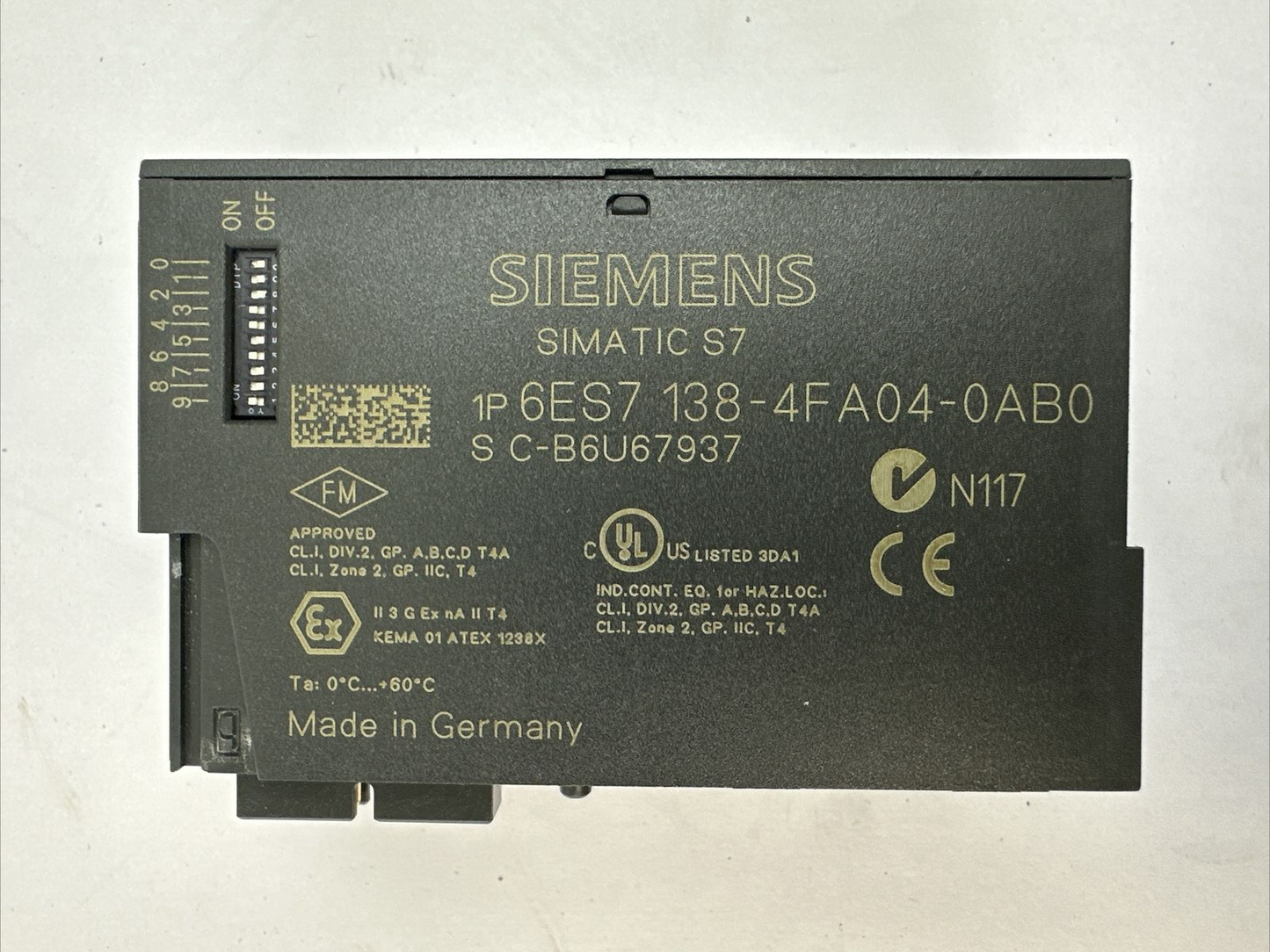 SIEMENS 1P 6ES7 138-4FA04-0AB0 SIMATIC S7 PROFIsafe 4/8 F-DI DC24V MODULE