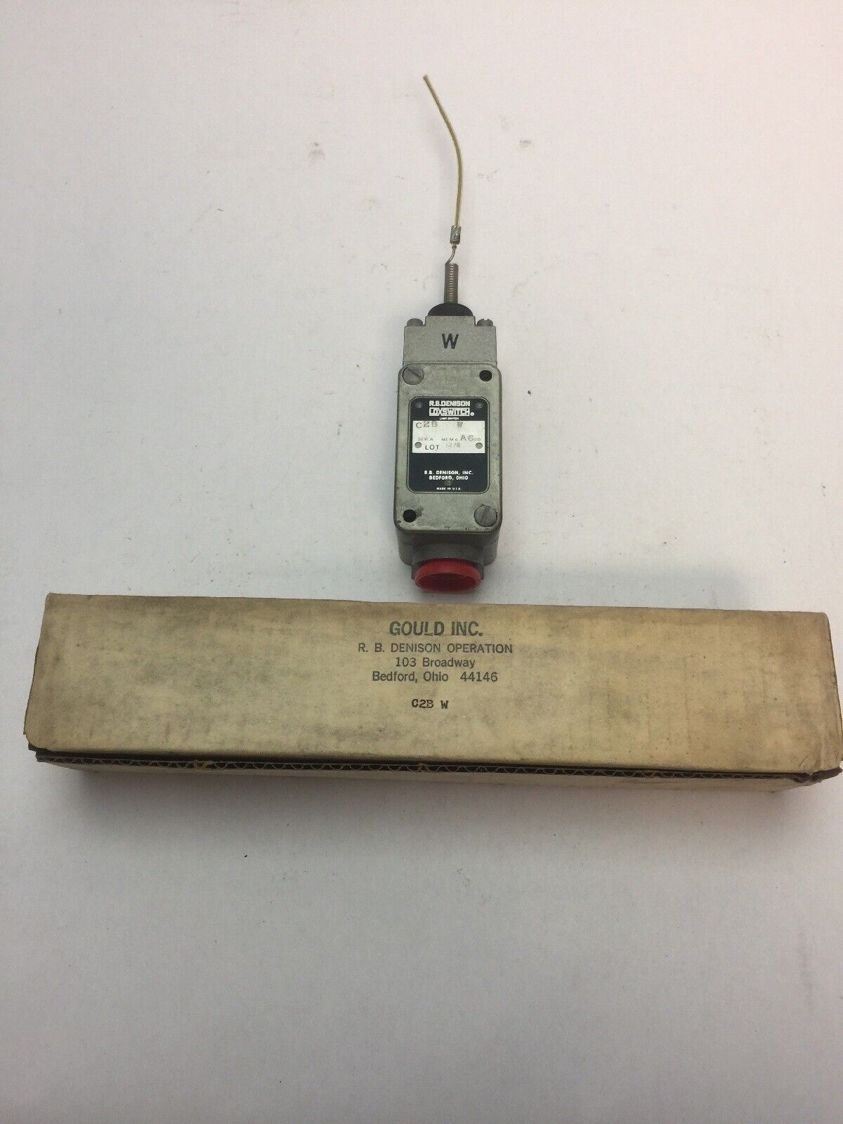 R.B. DENISON LOXSWITCH C2BW LIMIT SWITCH