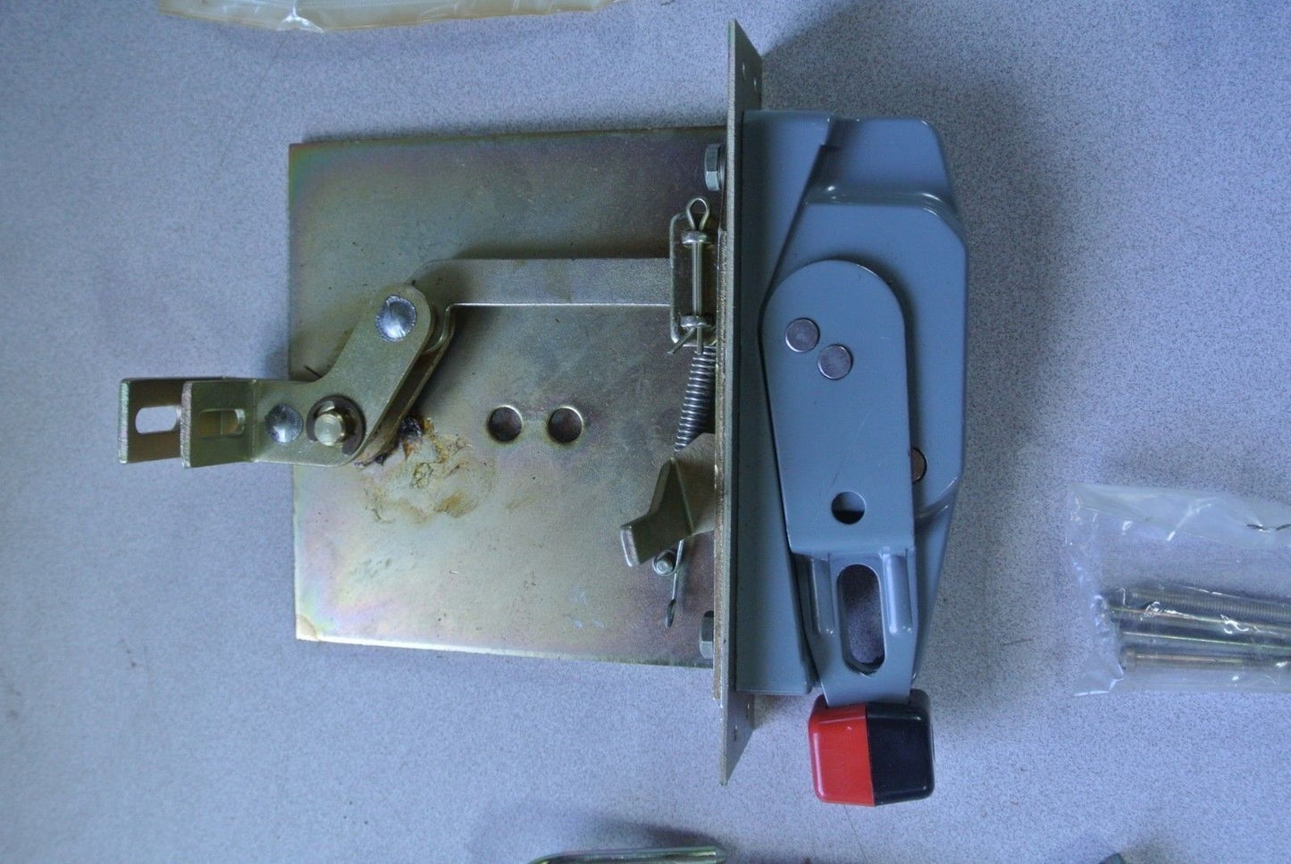 SQUARE D 9420 HB-22 FLANGE-MOUNT OPERATING MECHANISM for ML-1 BRKRS NEW SURPLUS