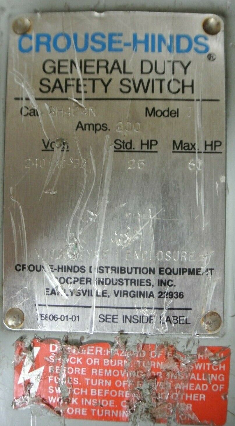CROUSE-HINDS GH424N GENERAL DUTY FUSIBLE SAFETY SWITCH / 240V / 200A / 60HP MAX