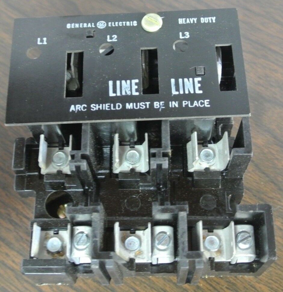 GE TRK12 / TKL1093 - LOAD BASE - 240V, 30A, 3-POLE - NEW SURPLUS