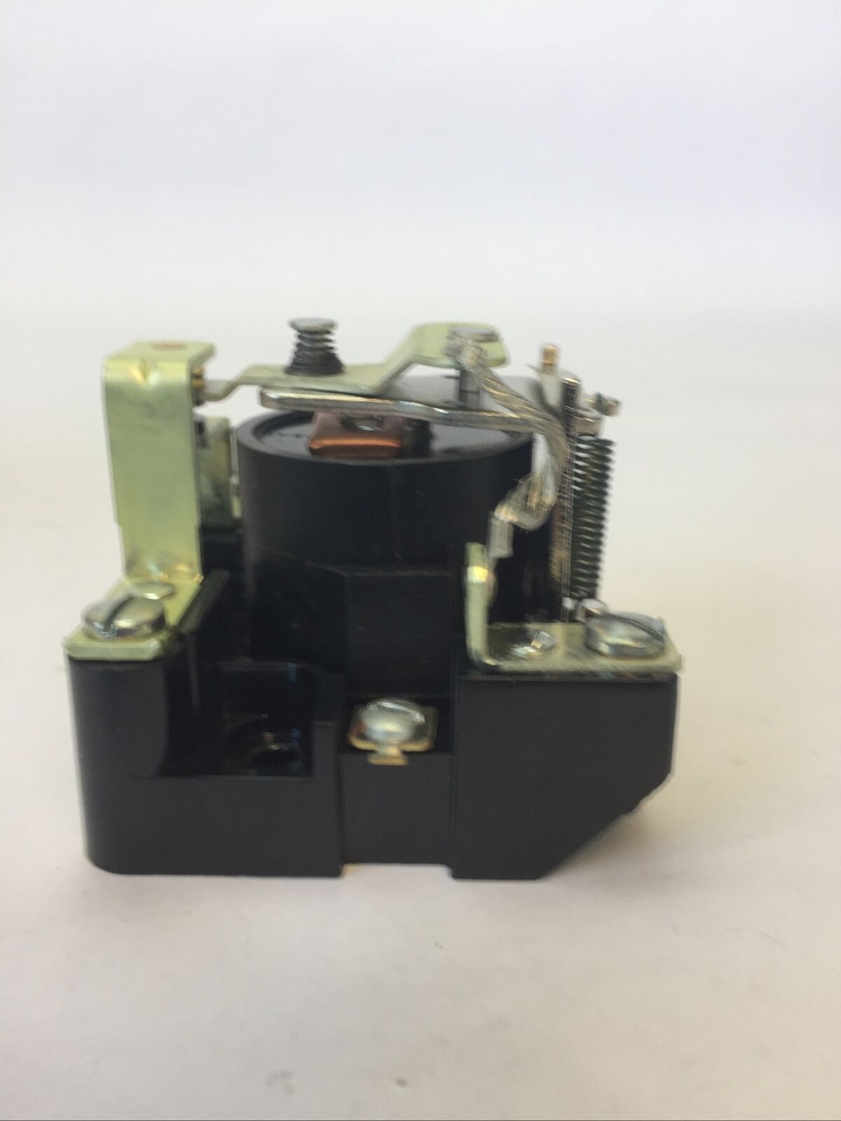 MAGNECRAFT W199AX-5 RELAY 5A 480V 50/60HZ 1-1/2HP 120-600V 50/60HZ COIL 240VAC