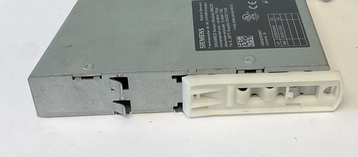 SIEMENS 6SL3055-0AA00-5BA3 SENSOR MODULE SMC20 24VDC 0.6A VER.B