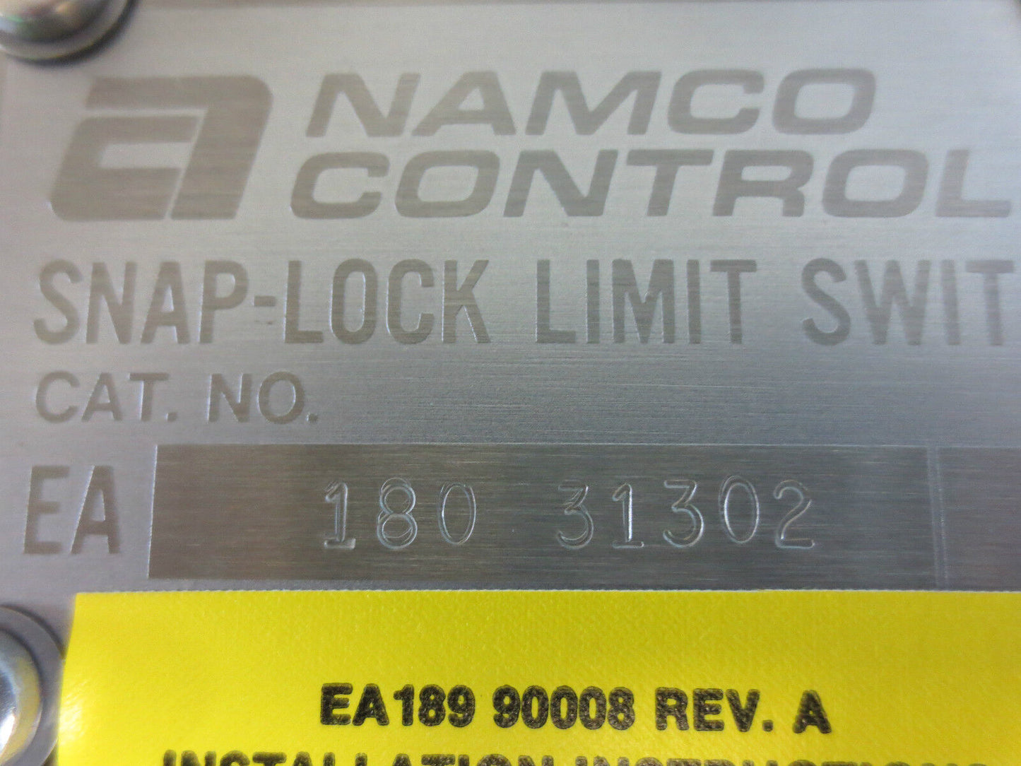 NAMCO EA180-31302 SNAP-LOCK LIMIT SWITCH - NEW SURPLUS