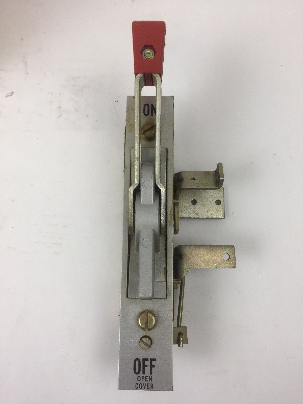 WESTINGHOUSE SM150L SAFETY HANDLE MECHANISM TYPE SM FOR AB DE-ION CIRCUIT BREAKE