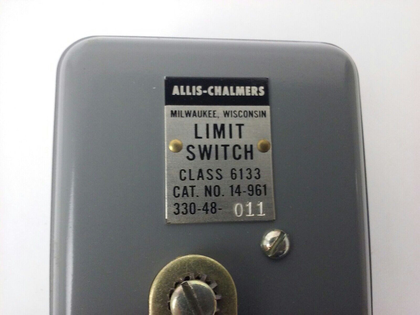 ALLIS CHALMERS CLASS 6133 14-961-330-48-011 LIMIT SWITCH, NEW SURPLUS, 14961330
