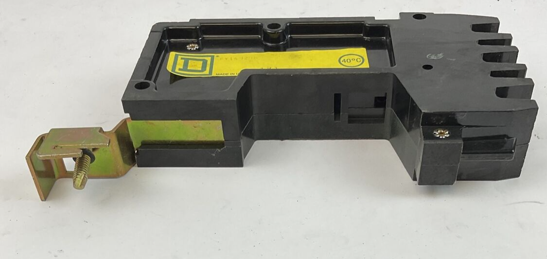 SQUARE D FY14020B CIRCUIT BREAKER 20A 277VAC 1-POLE ***LOTOF4***