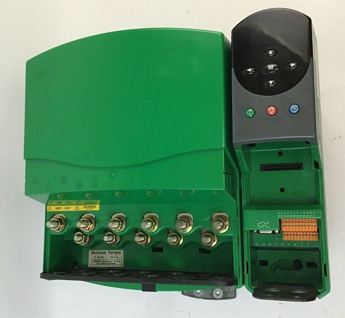 CONTROL TECHNIQUES UNI3203LV SPINDLE DRIVE 25HP 50/60HZ 3PH 240V 60A UNIDRIVE V3