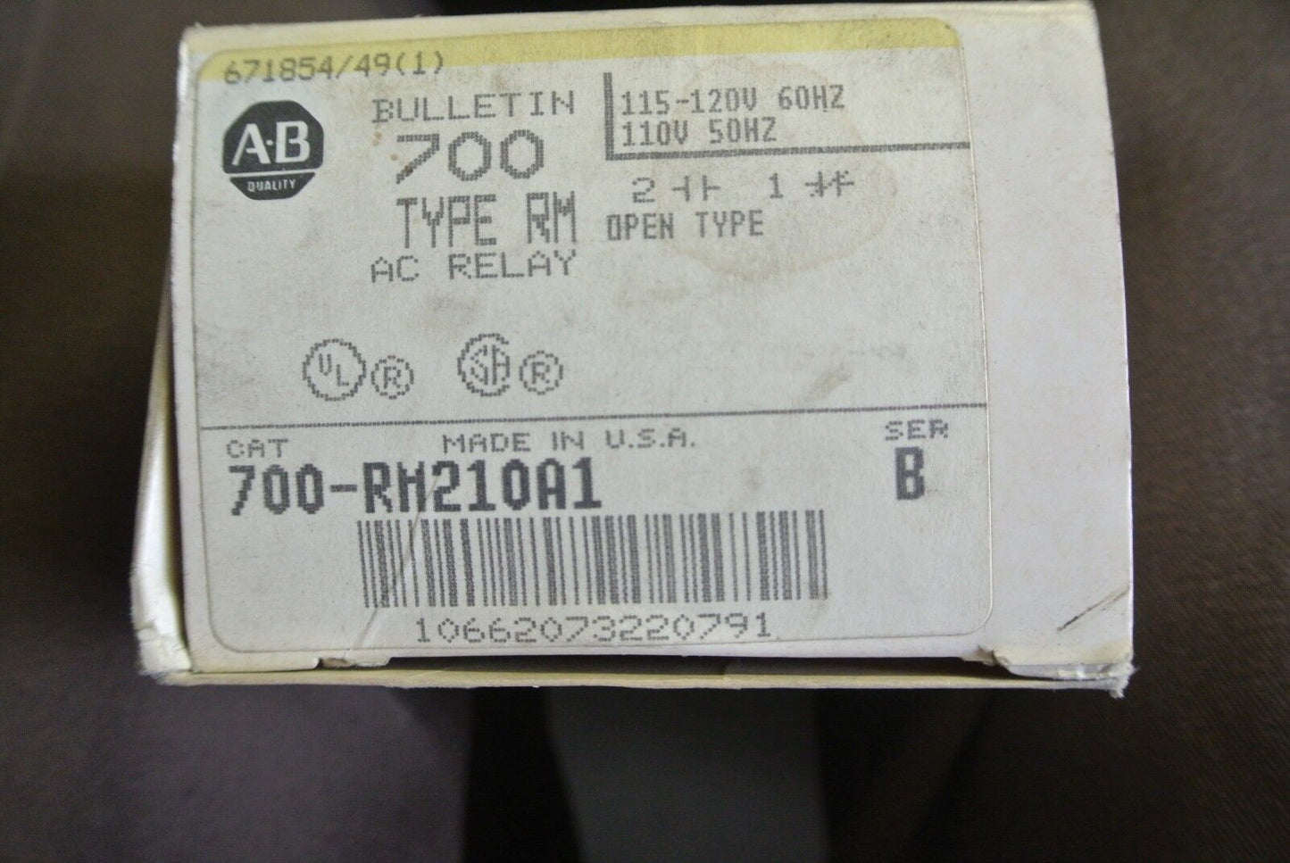 ALLEN-BRADLEY 700-RM210A1 - TYPE RM AC RELAY, OPEN - 115/120V, 60Hz NEW SURPLUS
