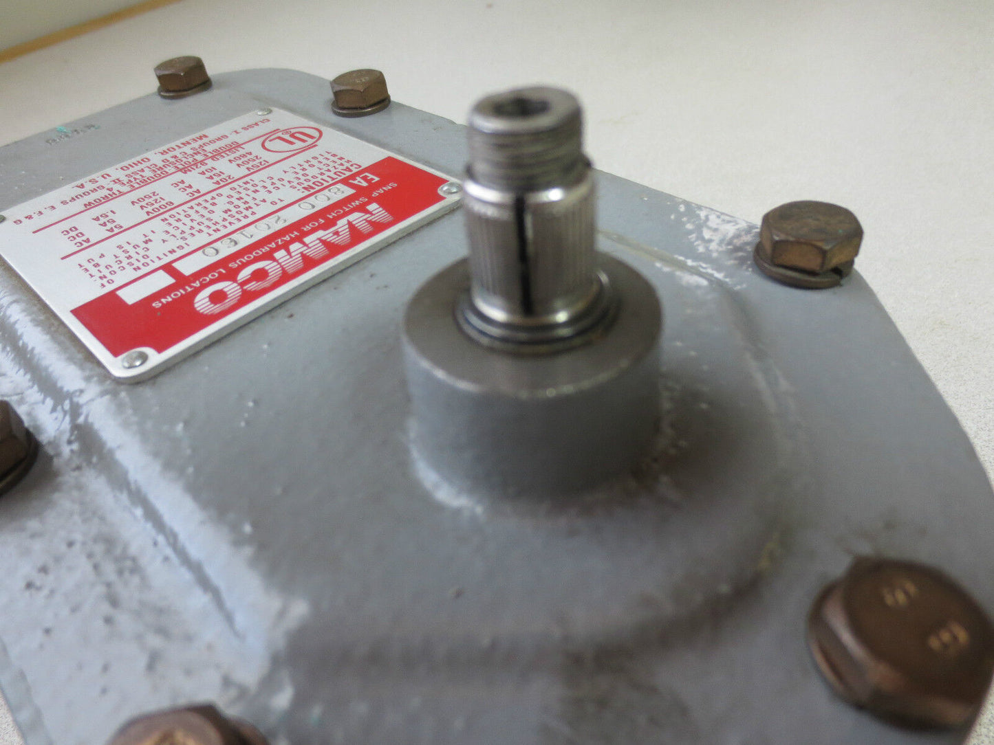 NAMCO EA800-20160 SNAP SWITCH for HAZARDOUS LOCATIONS - NEW SURPLUS