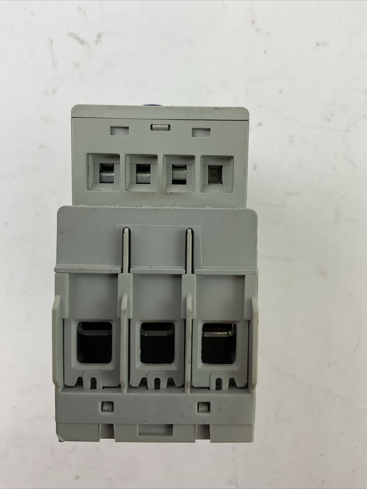 ALLEN BRADLEY STARTER (100-C09*10 SER A COIL 120V + 193-EECB SER C 1.0-5.0A)