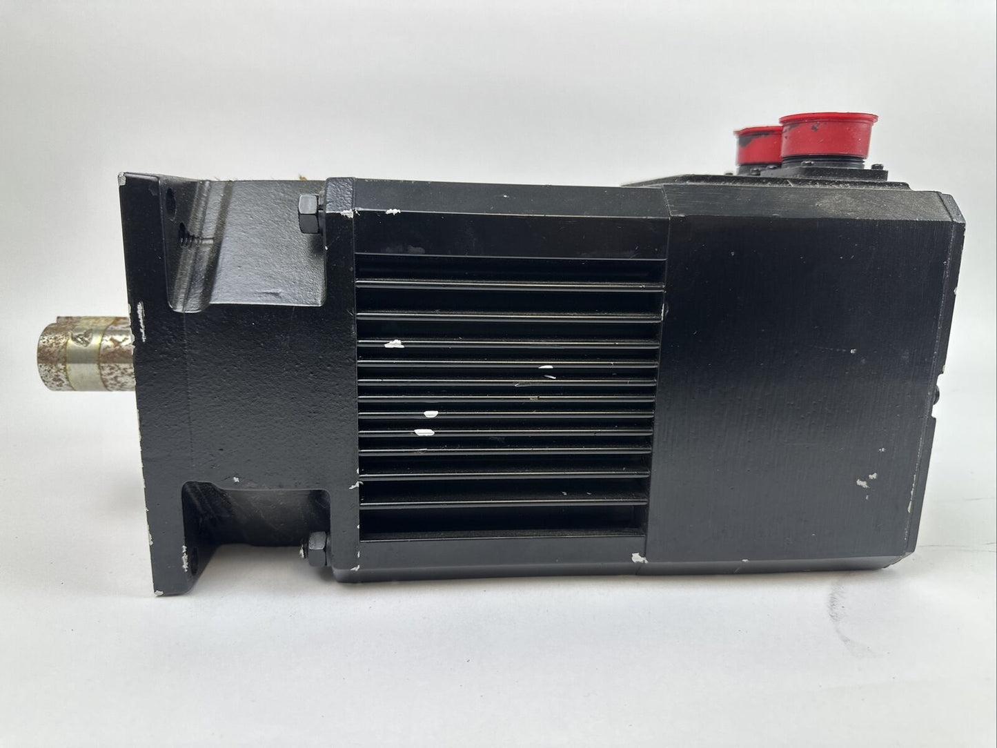 GE FANUC MTR-3S65-H-R-0-E-S-A BRUSHLESS SERVO MOTOR 600VDC