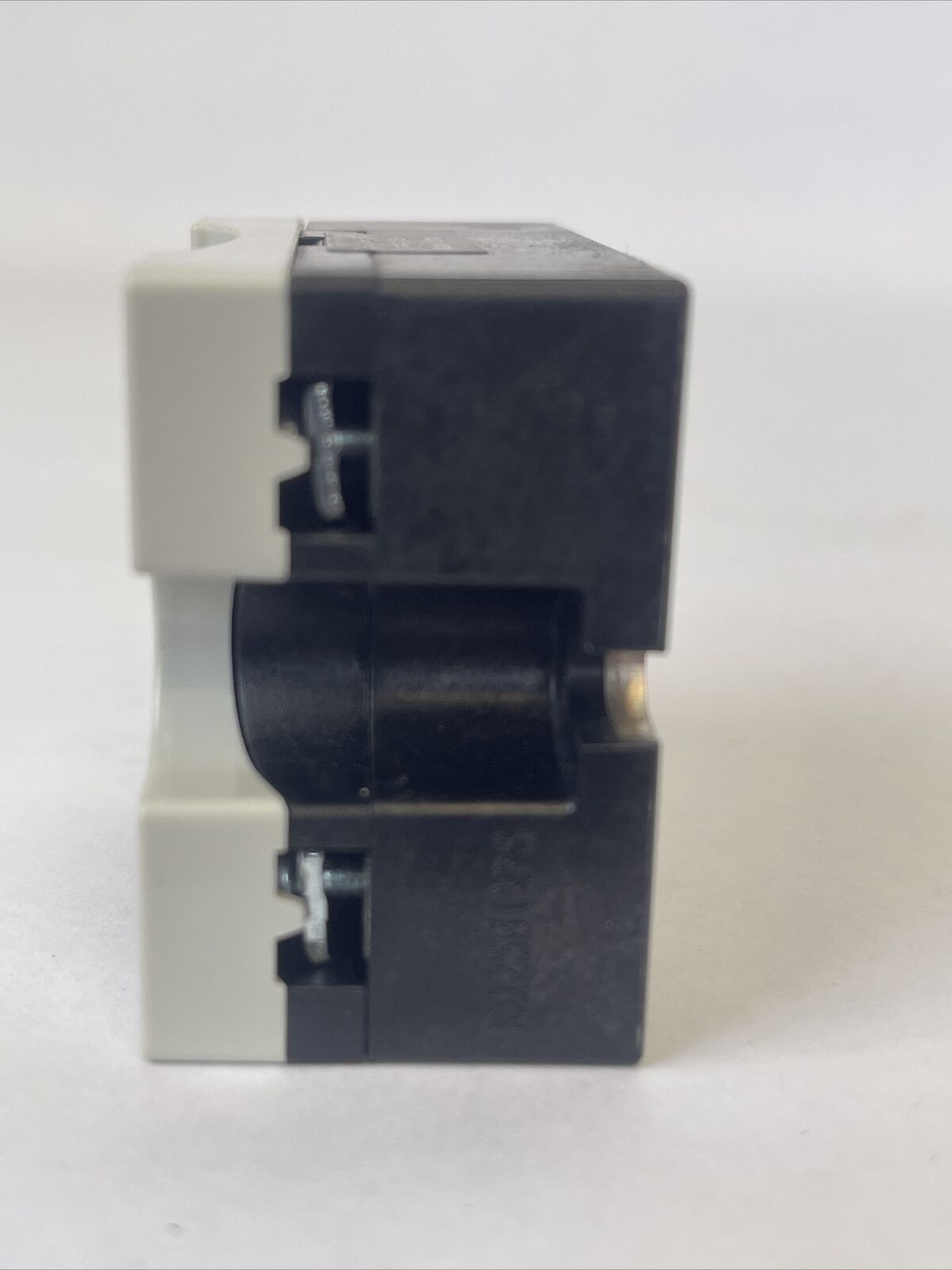 CARLO GAVAZZI RM1C60D100 RELAY 600VAC AC51:100A AC56A:30A 4.25 32VDC