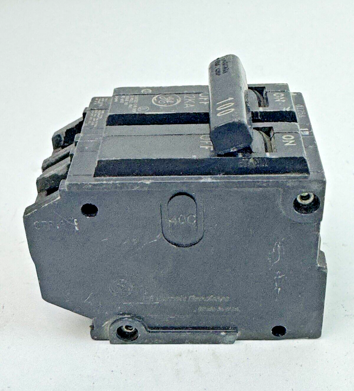 GE - THQL2100 - COMMON TRIP CIRCUIT BREAKER - 2 POLE, 100 A, 240 VAC **READ DES.