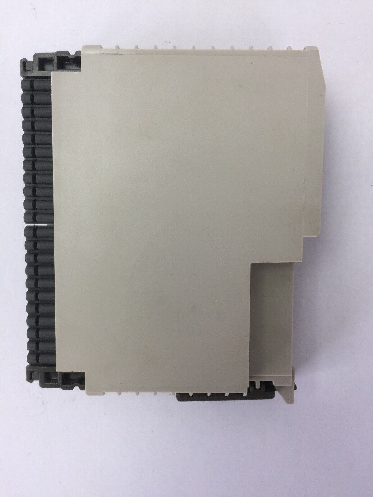 AEG MODICON DAP 217 / AS-BDAP-217 DISCRETE OUTPUT,TRUE LOW 16 X 5-24 VDC
