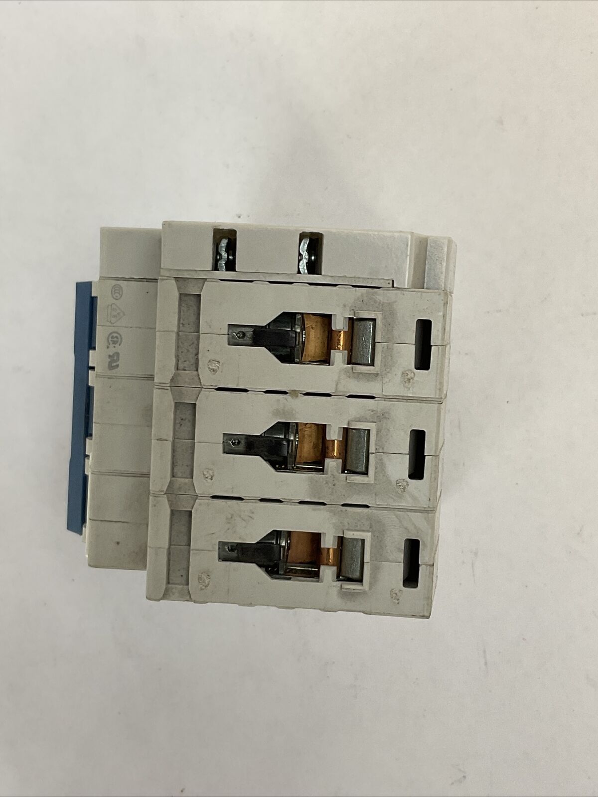 ALLEN BRADLEY 1492-SPM3C160 SER D CIRCUIT BREAKER 3POLE 16AMP 480Y/277VAC