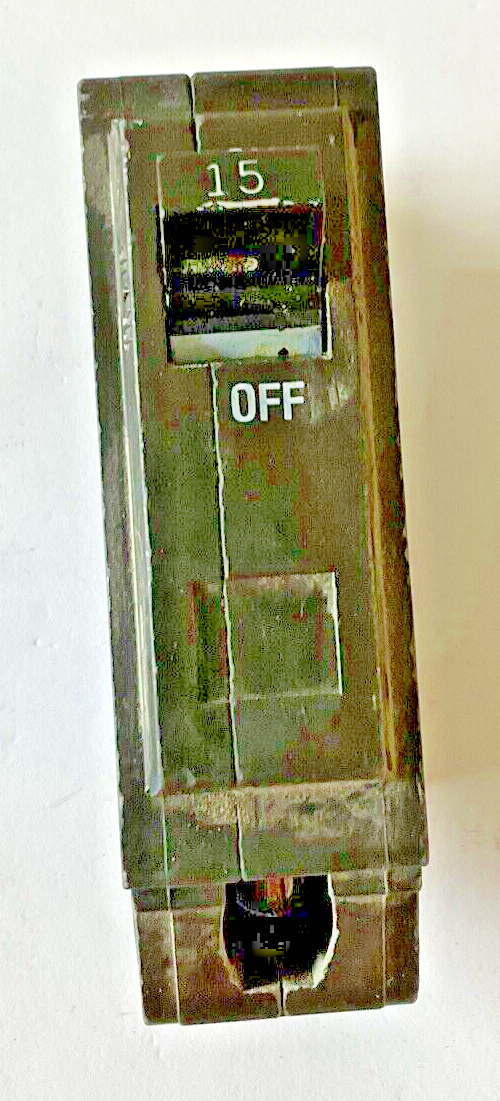 GENERAL ELECTRIC THQB1115 CIRCUIT BREAKER 15A 120/240VAC 1POLE THQB***LOTOF4***
