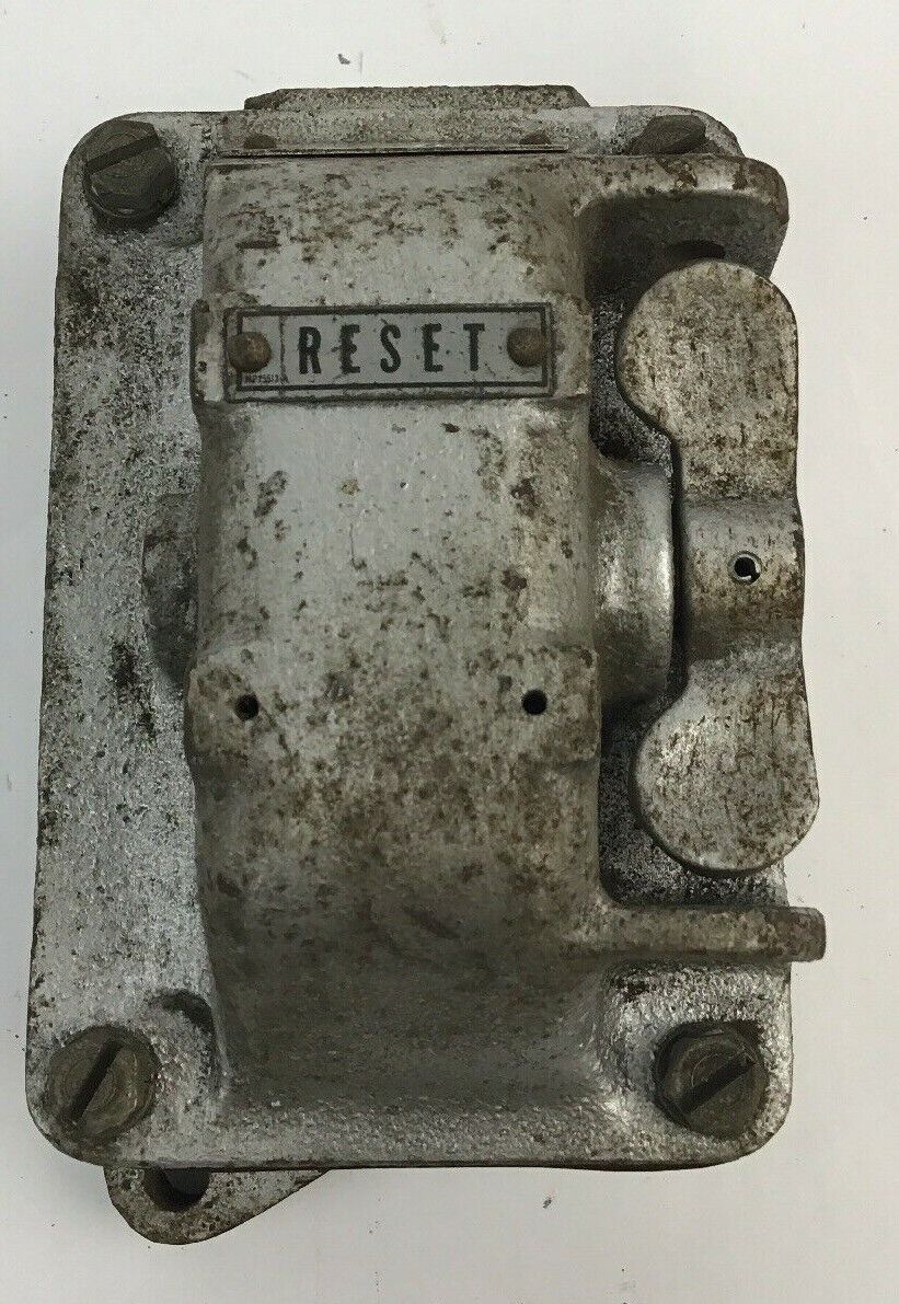 WESTINGHOUSE 21-E-1299 PUSHBUTTON STATION TYPE SD-2 600VOLTS