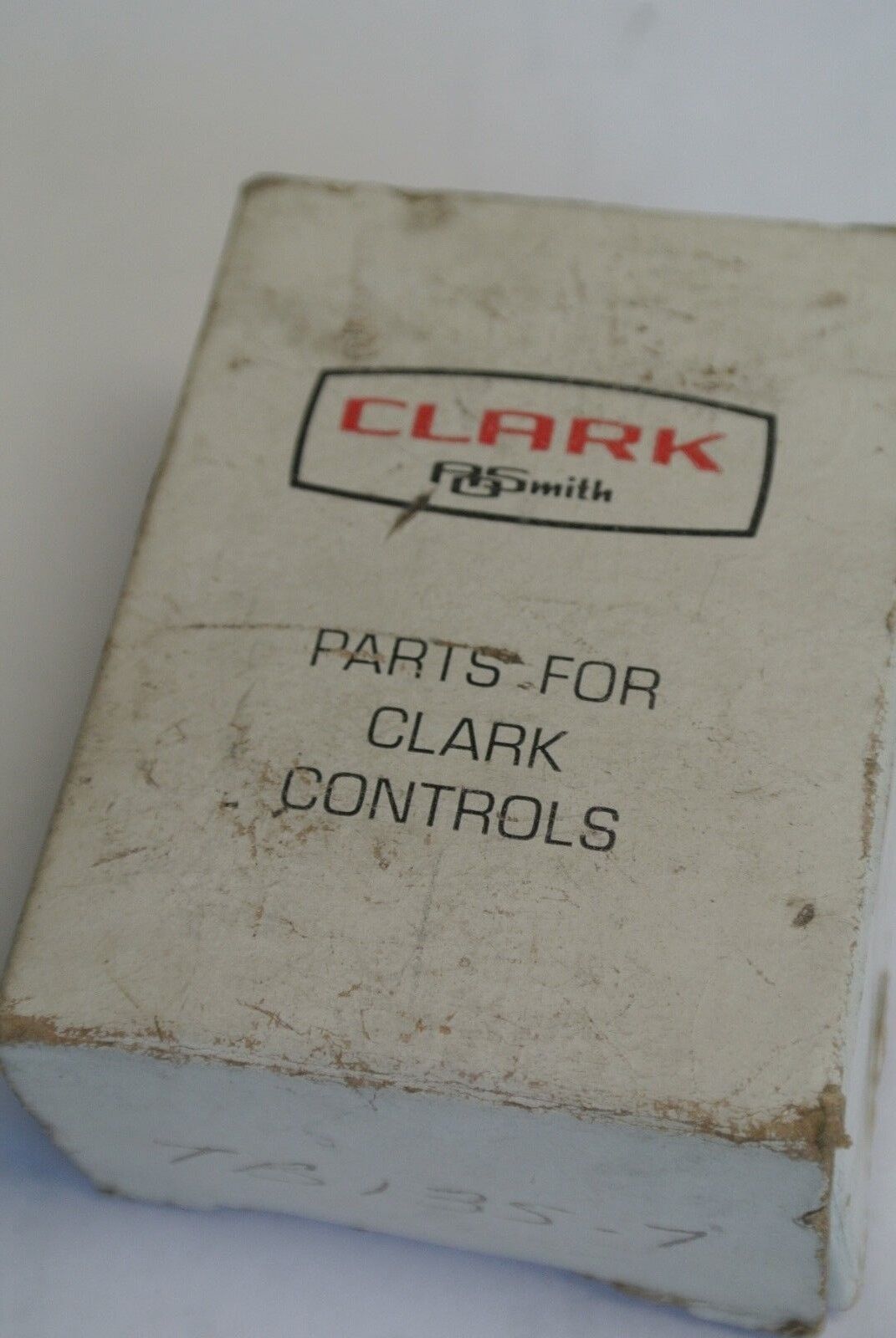CLARK CONTROLS / AO SMITH TB135-7 COIL 110/120V, 50Hz NEW SURPLUS