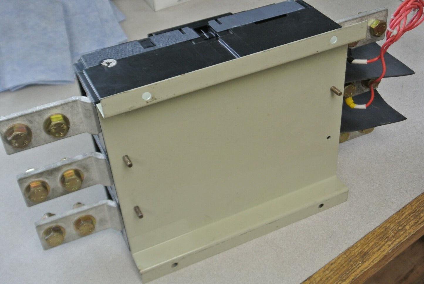 MITSUBISHI NF800-CEF NO-FUSE CIRCUIT BREAKER / 600VAC / 400-800A / 3 POLE /