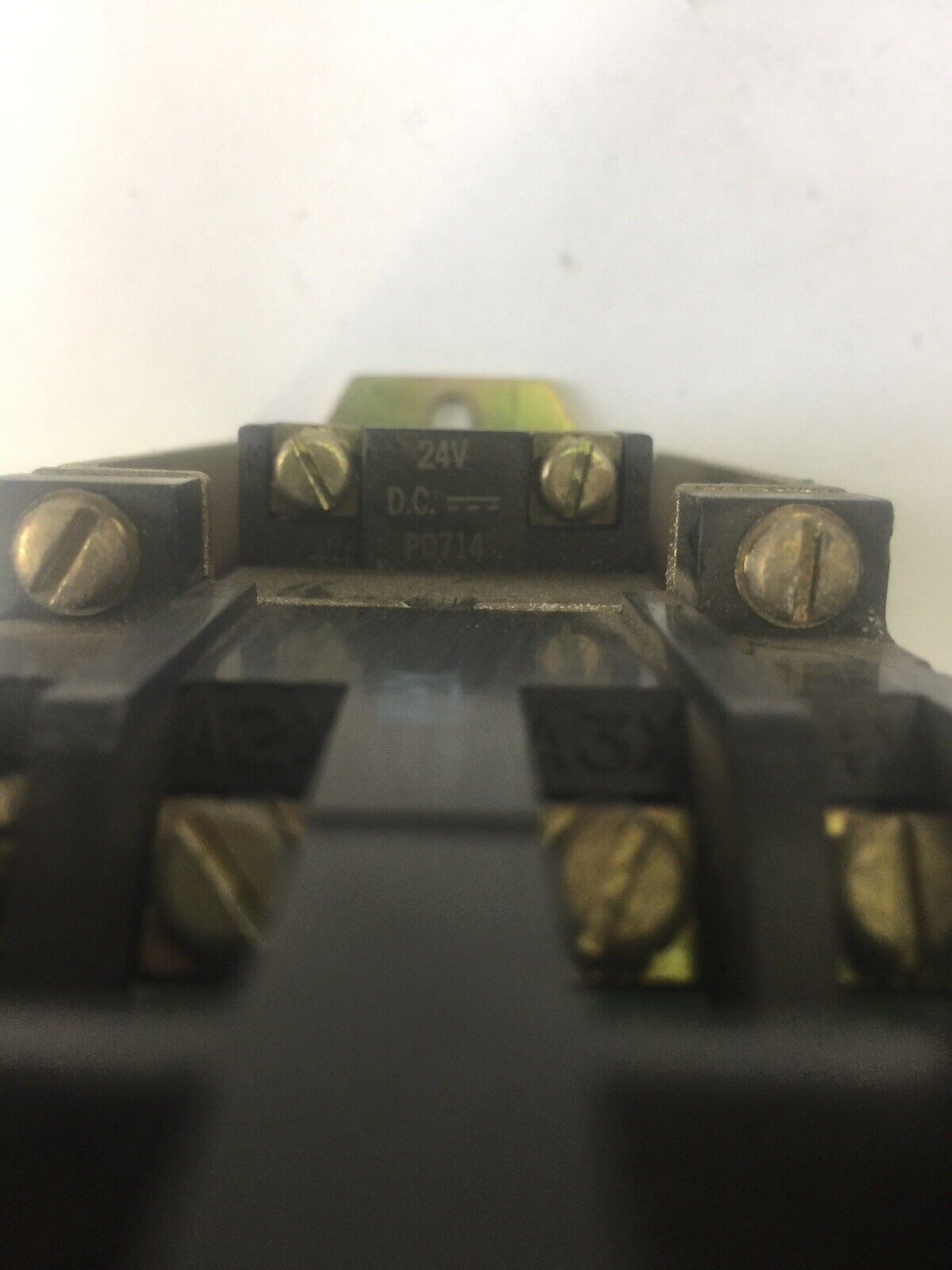 ALLEN BRADLEY 700DC-P400Z24 DC RELAY SER A 600 V PD714 COIL 24VDC BULLETIN 700DC