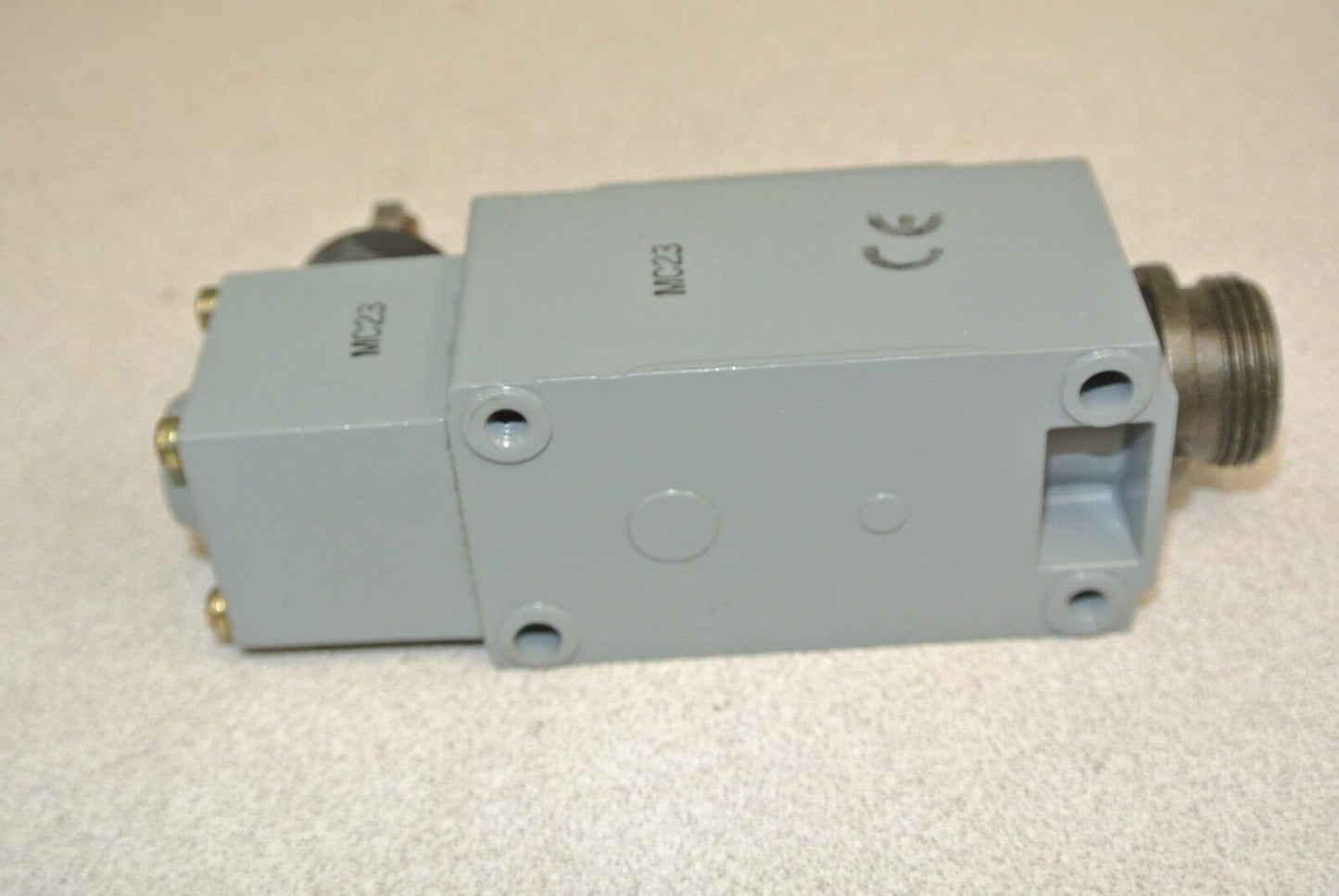 ALLEN-BRADLEY 802T-K1J1 OILTIGHT LIMIT SWITCH Ser. D / NON-PLUG-IN / NEW SURPLUS