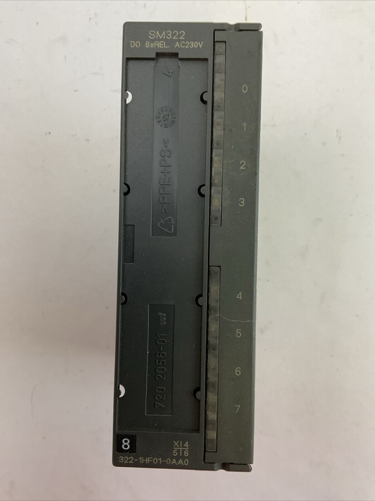 SIEMENS 1P 6ES7 322-1HF01-0AA0A SIMATIC S7 DIGITAL OUTPUT MODULE