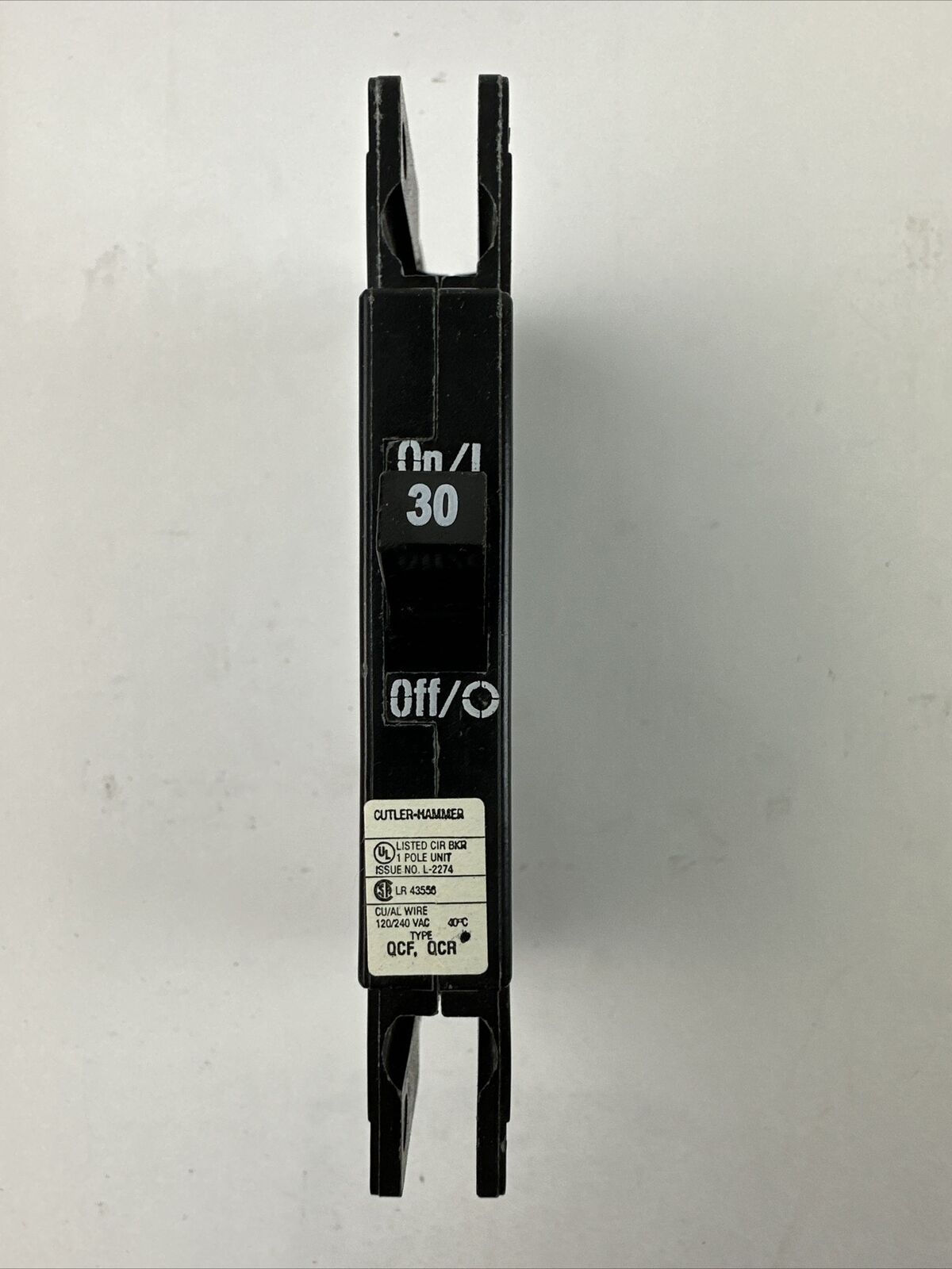 CUTLER HAMMER QCR1030T QUICKLAG INDUSTRIAL CIRCUIT BREAKER 30A 120/240VAC 1POLE