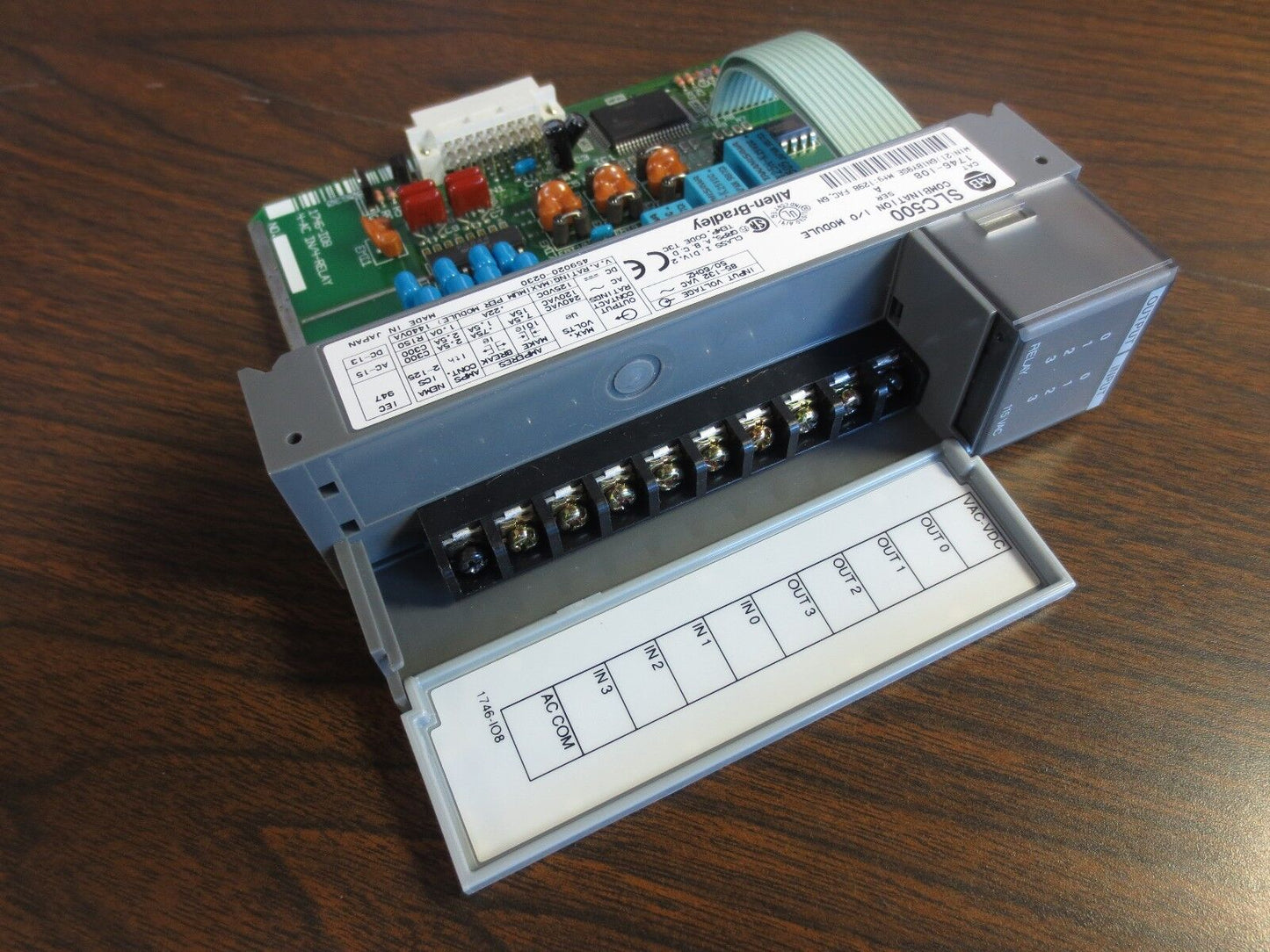 ALLEN-BRADLEY 1746-IO8 SLC500 COMBINATION I/O MODULE Ser. A - CLEAN!!!