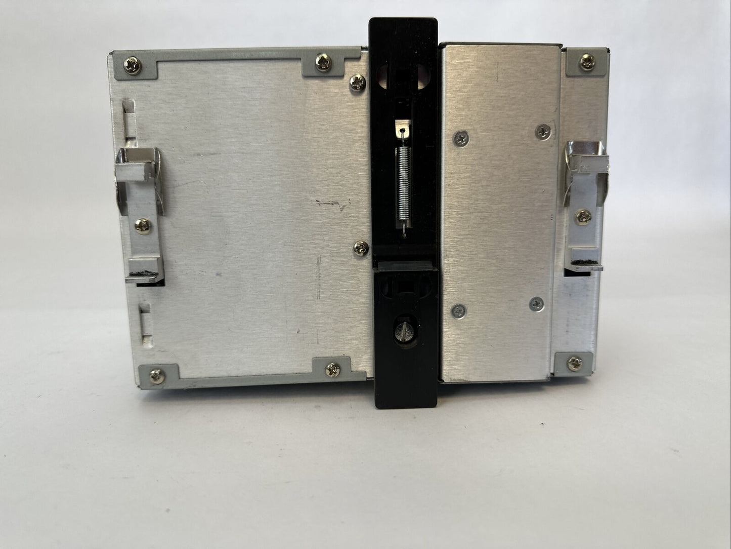 EMERSON SOLA SDN 40-24-480C POWER SUPPLY OUTPUT 24VDC 40A INPUT 380-480VAC 1.6A