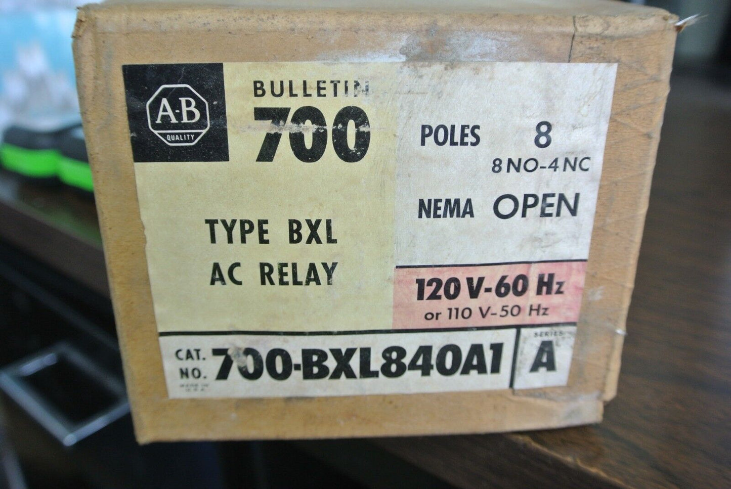 ALLEN-BRADLEY 700-BXL840A1 - AC RELAY TYPE BXL - 110/120V - 8-POLE - NEW SURPLUS