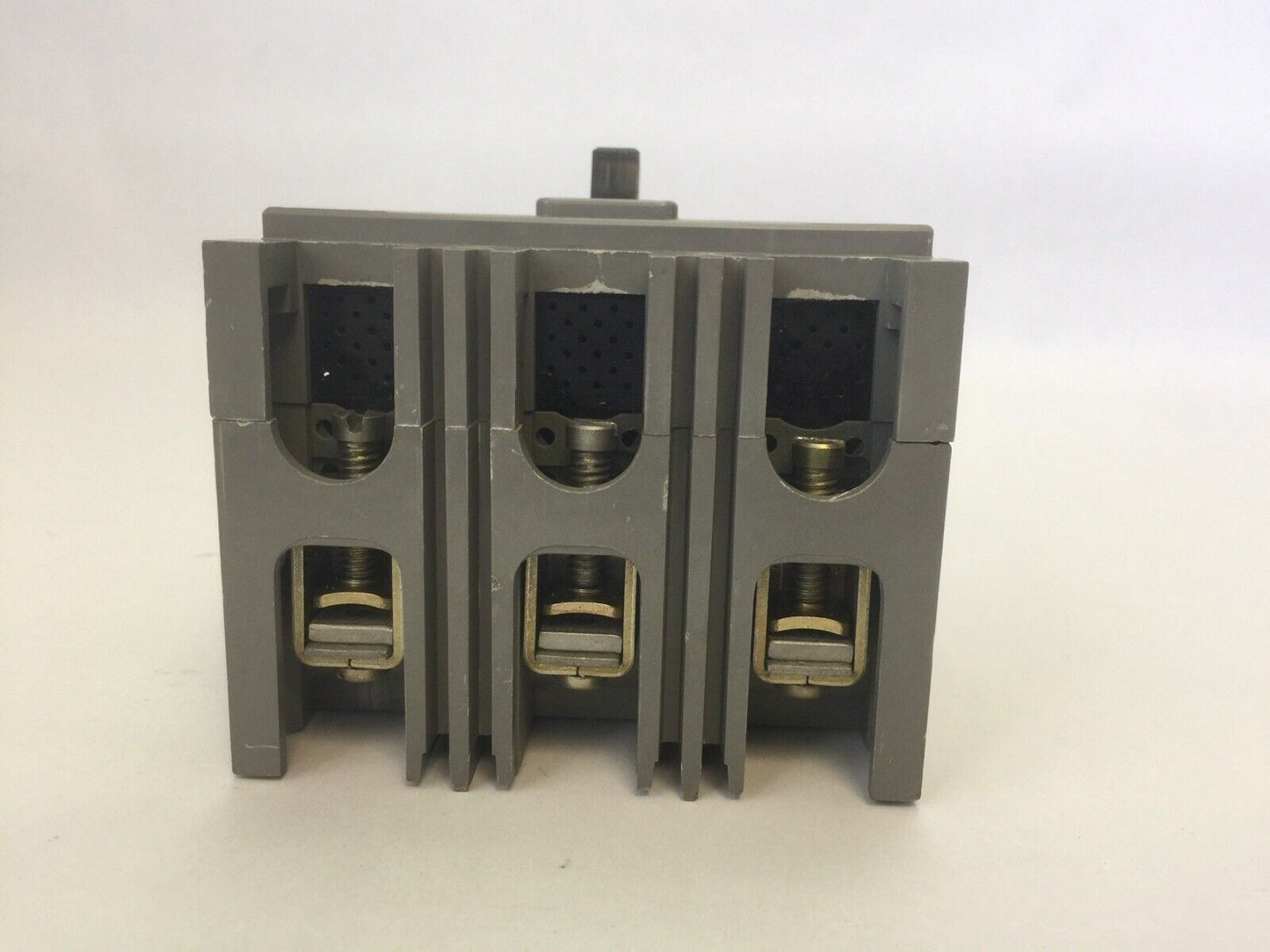 WESTINGHOUSE HFB3030 AB DE-ION CIRCUIT BREAKER 30A 600VAC 3 POLE 4976D04G37