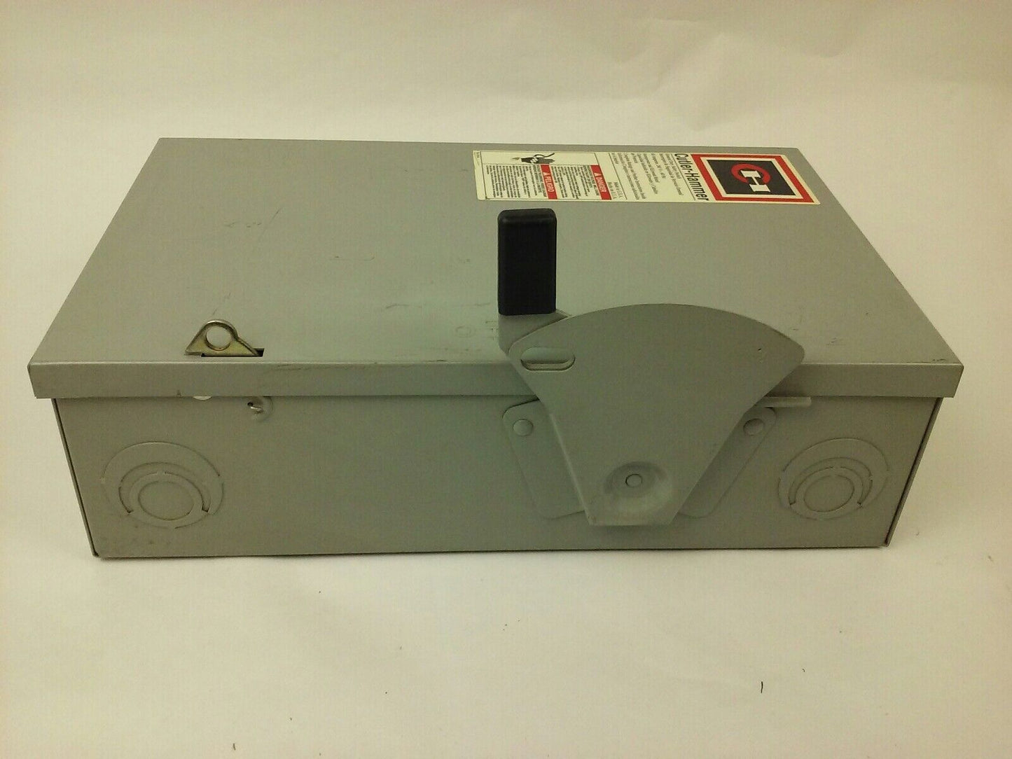 CUTLER HAMMER DG222NGB, SER.B, G.D. SAFETY SWITCH, 60A, 240V, 60HZ, FUSIBLE,USED