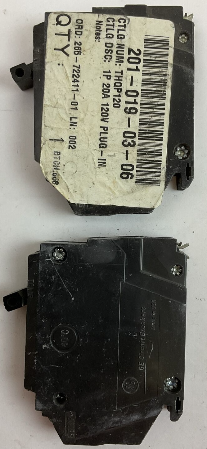 GE THQP120 CIRCUIT BREAKER 1POLE 20AMP 120/240VAC (LOT OF 2)