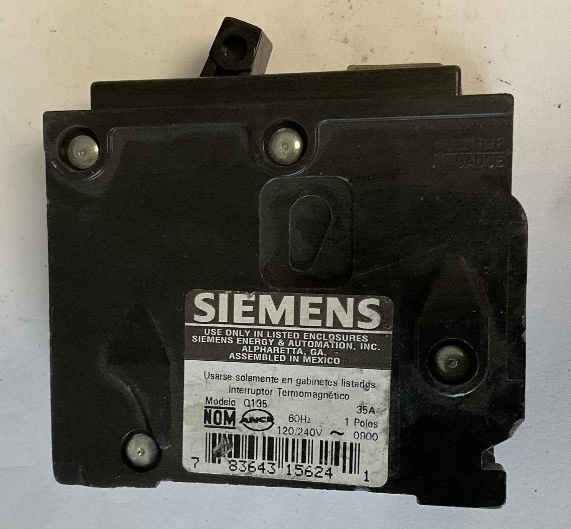 SIEMENS Q135 CIRCUIT BREAKER 120/240VAC 60HZ 35A 1POLE***LOTOF2***