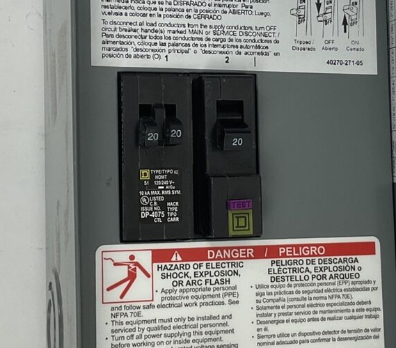 SQUARE D HOM2-4L70RB HOMELINE LOAD CENTER 70A SER.02 240VAC 1PH
