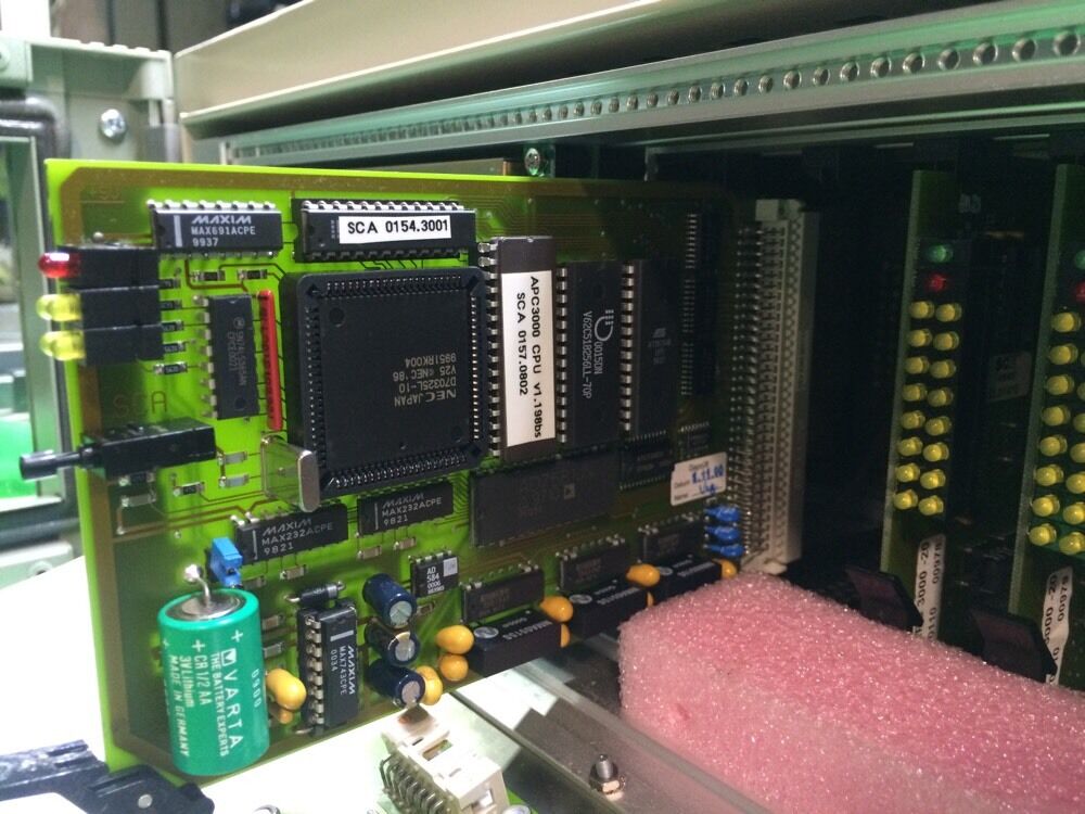 SCA SCHUCKER APC3000 ON/OFF-RIG OPERATOR TERMINAL W/ CPU APC3000-20 & APC3000-40
