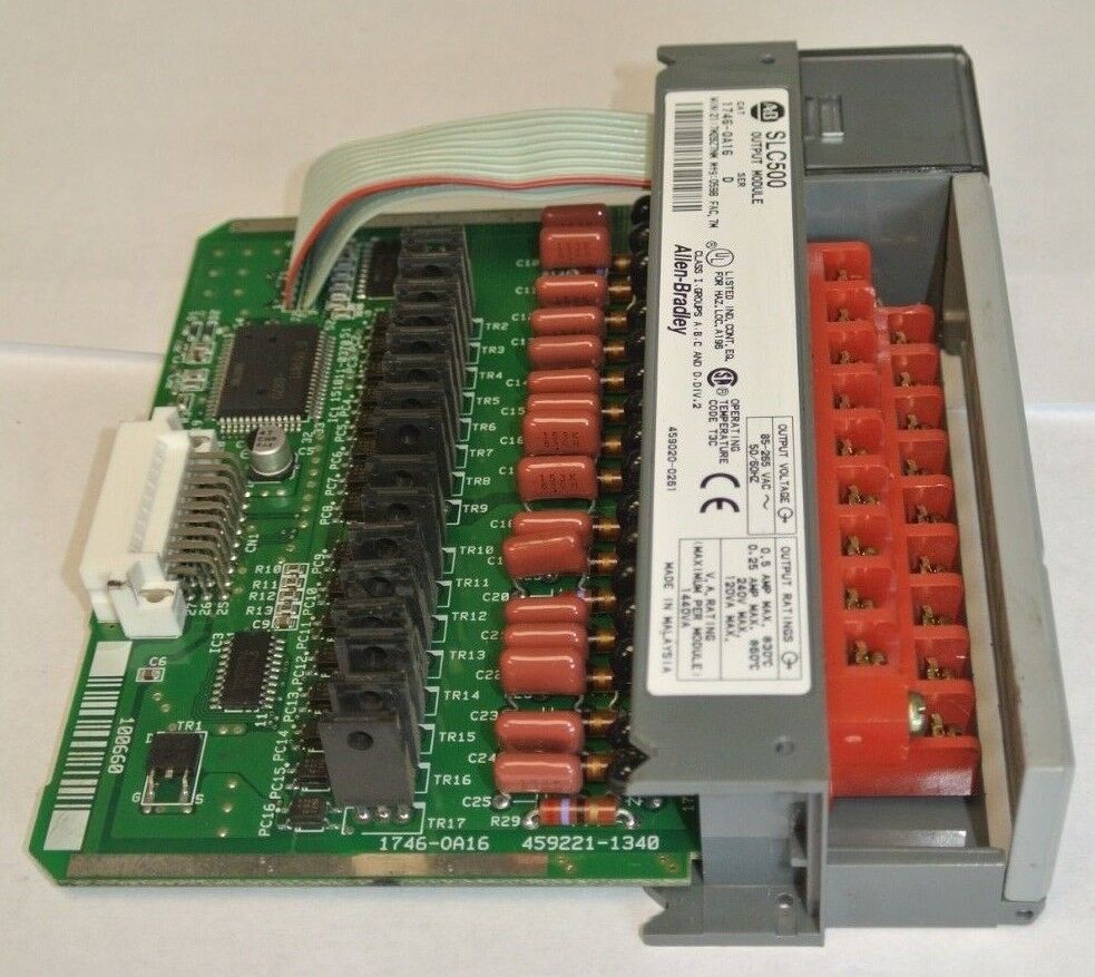ALLEN-BRADLEY 1746-OA16 Series D SLC500 OUTPUT MODULE