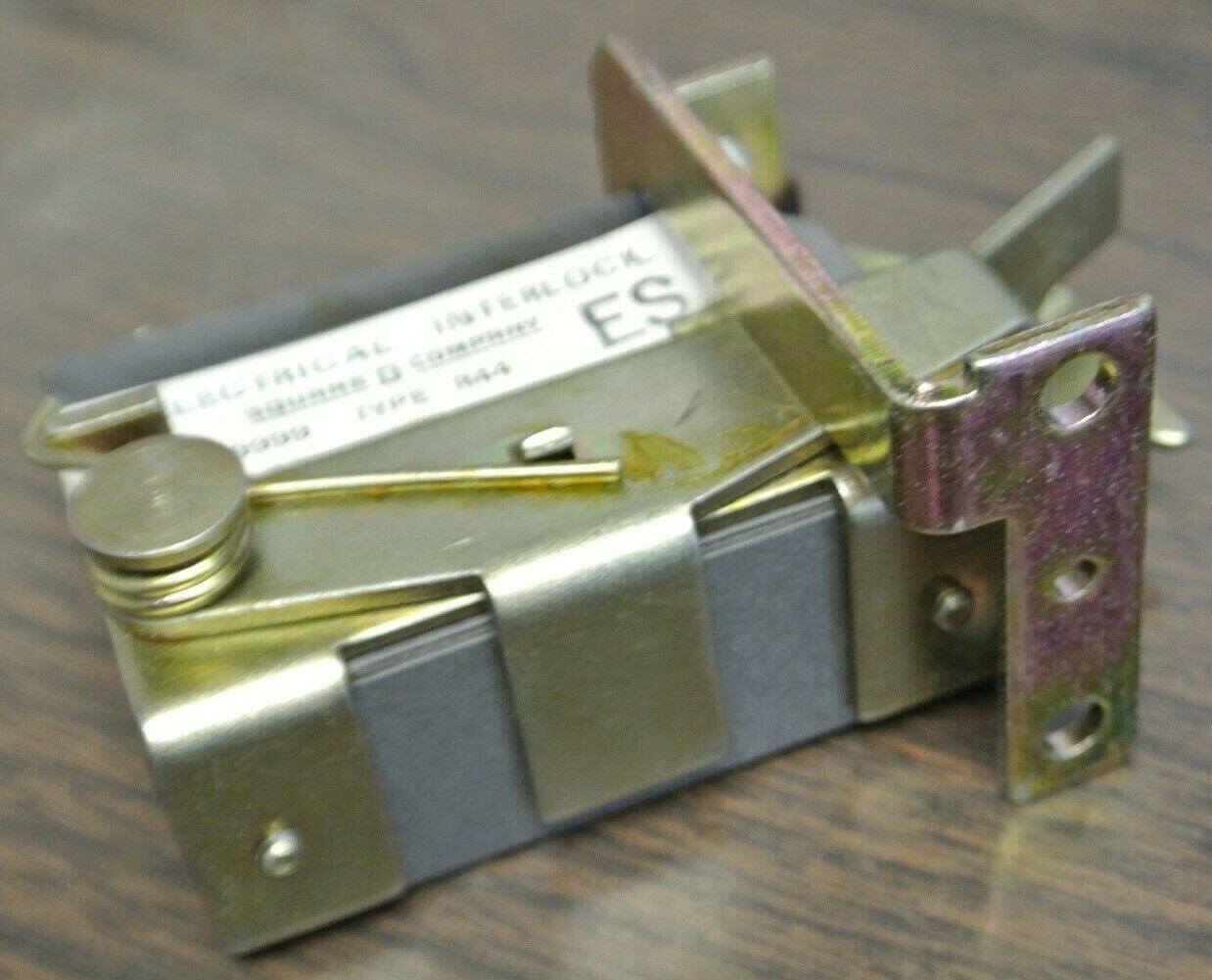 SQUARE D 9999 R44 ELECTRICAL INTERLOCK / TWO POLE / 9422 60A / NEW SURPLUS