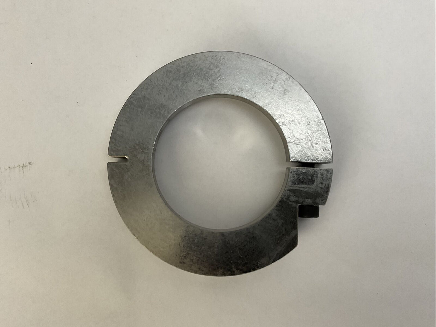 SEW EURODRIVE 06437346 SPLIT RING 26 LB.FT 35Nm