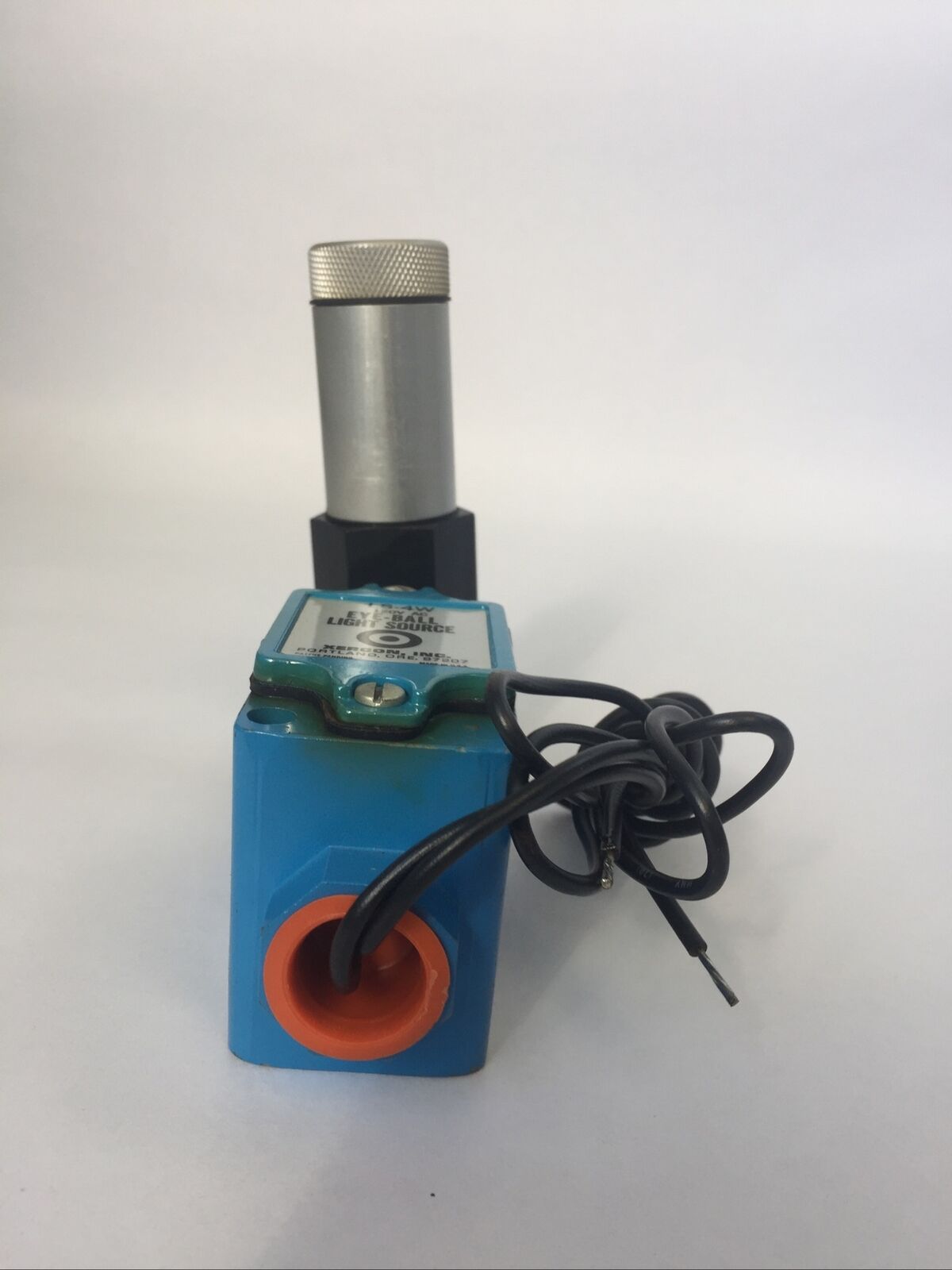 XERCON LS-4W 120VAC EYE-BALL LIGHT SOURCE