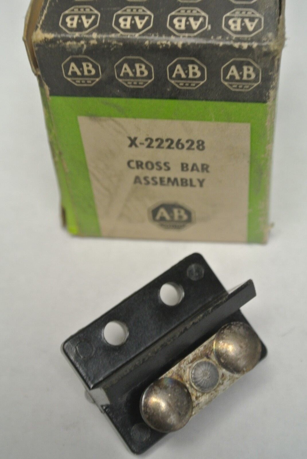 ALLEN-BRADLEY X-222628 CROSS BAR ASSEMBLY / NEW SURPLUS