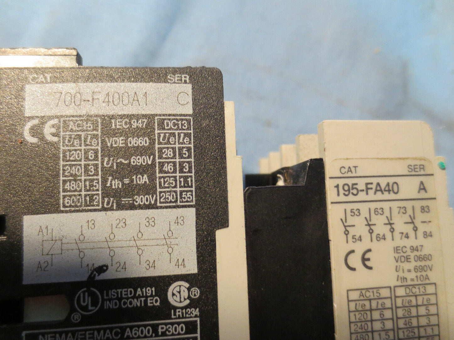 ALLEN BRADLEY 700-F400A1 Ser. C RELAY w/ A-B 195-FA40 Ser. A AUX. CONTACT BLOCK