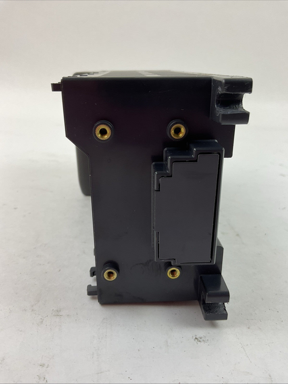 KOYO D2-04B-1 110/220VAC OUTPUT 24VDC POWER SUPPLY 4 SLOT CHASSIS