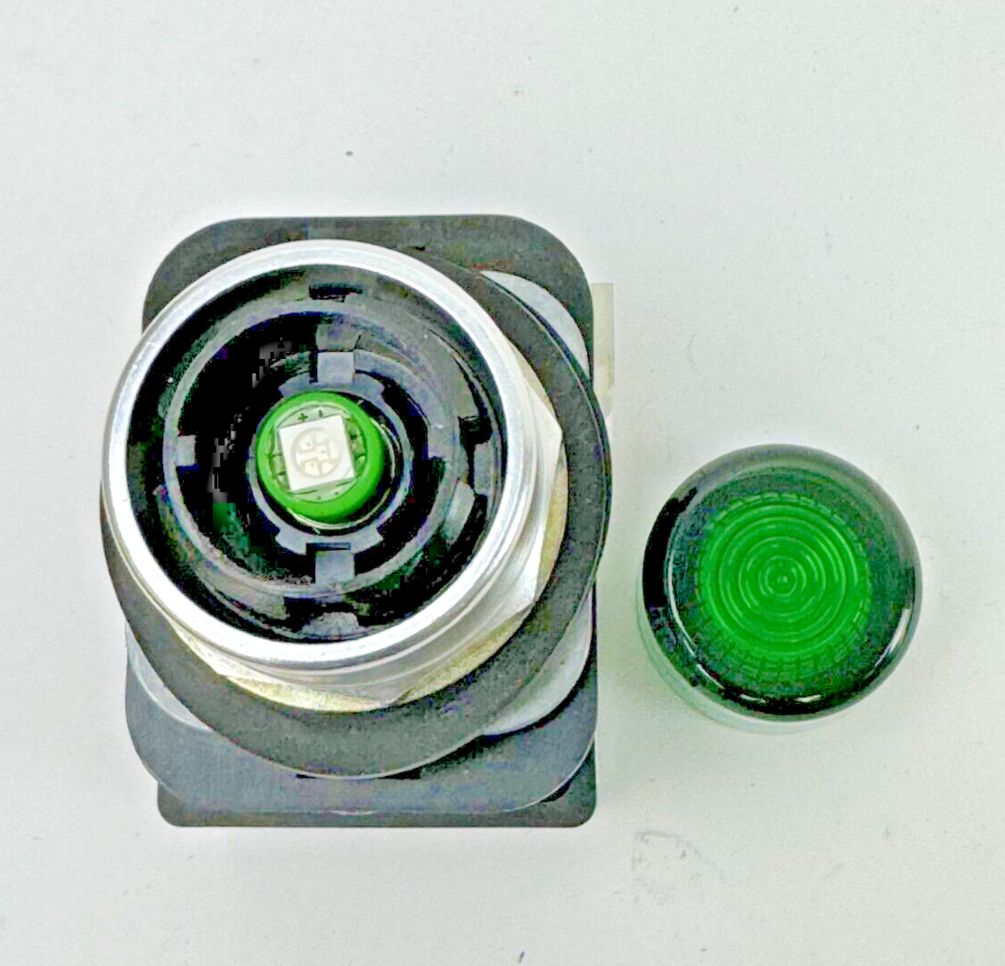 ALLEN-BRADLEY - 800T-QBH2G SER. U - GREEN LED PUSH BUTTON W/ 800TC-N374 A BLOCK